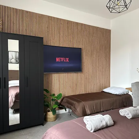 Apartmán Dolce Garden - Private Parking, Self Check In *