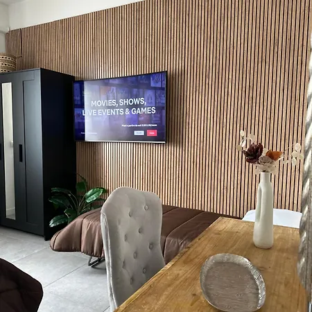 Apartmán Dolce Garden - Private Parking, Self Check In